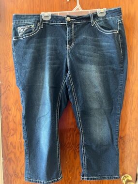 Love Indigo Dark Blue Cropped Stretch Jeans